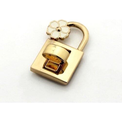 1pcs Metal Flower Shape Bag Turn Lock Twist Lock Clasp Leather Craft Women Handbag Shoulder Bag Purse DIY Hardware Accessories