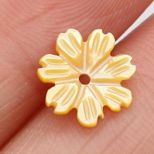 1 PC Natural Sea Water Petal-shaped Shell Loose Beads Handmade DIY Necklace Bracelet Earrings Jewelry Accessories Bead Making