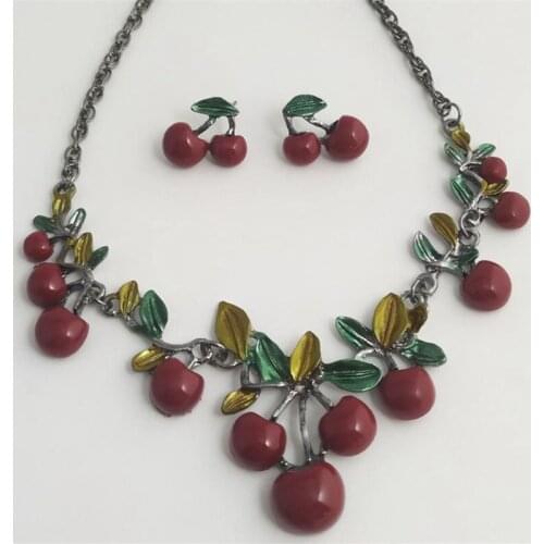 Womens New Matching Accessories 1 Set Fashion Red Cherry Metal Jewelry Clavicle Chain Cherry Necklace Earring Set