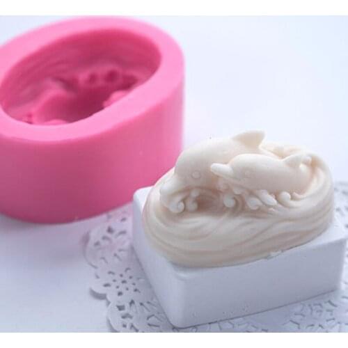 3D Dolphin Handmade DIY Scented Candle Essential Oil Bath Bomb Soap Silicone Mold for Craft Resin Wedding Decorating Tool