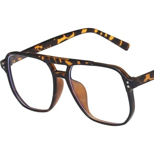 Rivet Square Frame Women Men Eyeglasses Anti-Blue Radiation Lens UV400 Eye Protection Girl Sexy Ladies Fashion Eyewear