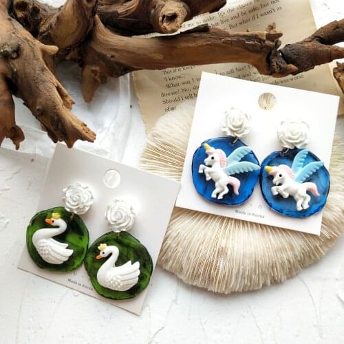ZiccoWong Fashion Resin Unicorn Stud Earrings for Women Girls Cute Animal Horse Swan Ear Stud Earrings Kids Gift Jewelry
