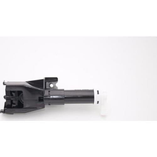 1Pcs Left HeadLight Lamp Washer Nozzle Jet 8264A025 For Mitsubishi Pajero V93 V97 V98 2008-2015