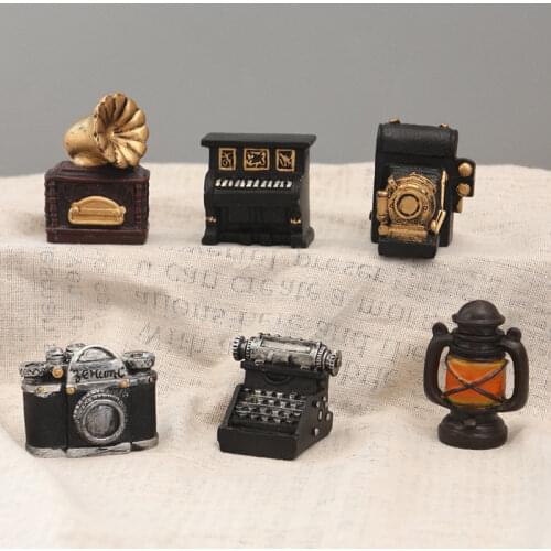 Groceries Retro Resin Mini Crafts Ornaments Coffee Shop Home Decoration Photography Background Props Record Player Typewriter