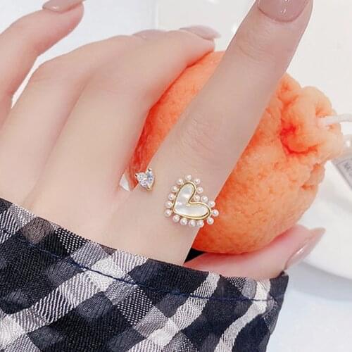 JUWANG 14k Real Gold Copper Metal Design Sense Pearl Natural Shell Love Open Ring Temperament Fairy Exquisite Rings For Women