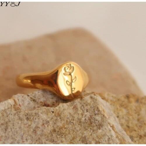Engrave Rose gold signet ring for women stainless steel pinky minimalist dainty elegant flower ring fashion 2021