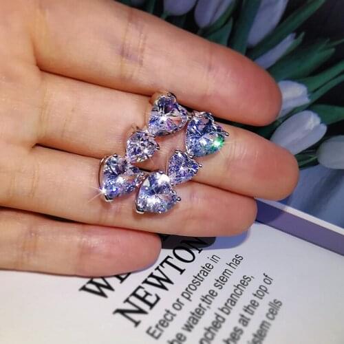 Huitan New Fashion Silver Color Heart CZ Womens Earrings for Wedding Engagement Accessories Love Earrings 2021 Trend Jewelry