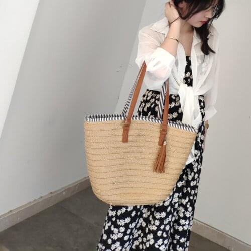 Casual Tassel Straw Bags Rattan Large Capacity Tote Shoulder Bag Wicker Woven Women Handbag Summer Beach Striped Bucket Bag 2021