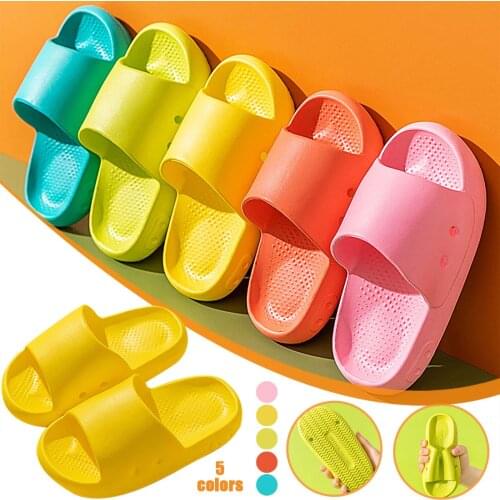 Claquette Girls Boys Slides Sandals Kids Platform Slippers Solid Color Water Shoes Shower Pool Home Non-slip Flip Flops Slipper