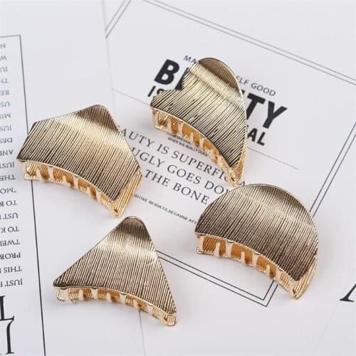 Fashion Women Girls Geometric Hair Claw Clamps Hair Crab Moon Shape Hair Clip Claws Solid Color Accessories Hairpin Mini Size