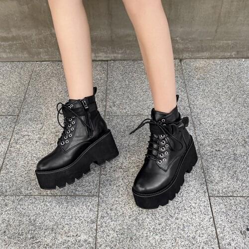 Demonia boots botas militares Mujer Chunky Heel Platform Boots Female Punk Style Thick Bottom Motorcycle Boots LJB218-1