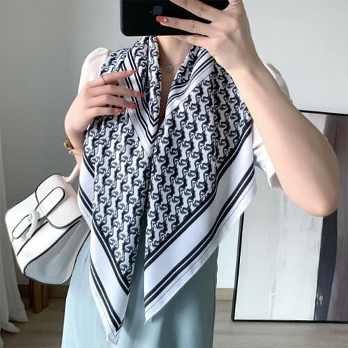 Fashion New Design Women Square 90x90cm Twill Scarf Shawl Thin Wave Stripe Printed Hijab
