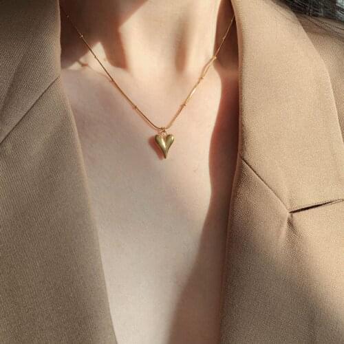 MEYRROYU Stainless Steel Gold Color Heart Pandent Necklace For Women Clavicle Chain 2021 Trend Girls Fashion Party Gift Jewelry