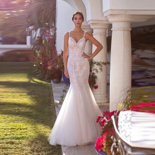 Wholesale Elegant Mermaid Lace Sleeveless Wedding Gowns for Bride V Neckline with Straps Bridal Dresses Illusion Back Appliqued