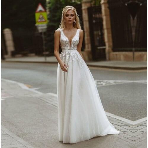 Applique Deep V-Neck Sexy Simple Sleeveless Tulle Floor Length A-Line Backless Wedding Gown Wedding Dress Bride robe de mariée