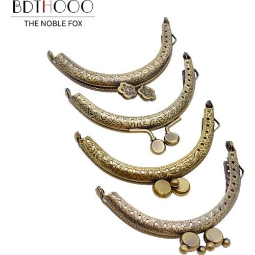 8.5cm metal purse frame DIY Accessories for Bag Frame Purse Handle for Coins Bags Metal Kiss Clasp Lock