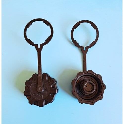 1pc / 2pcs Fuel Tank Cap For KAWASAKI TJ27E TJ35E TJ45E TJ53E Engine Garden Tools Spare Parts