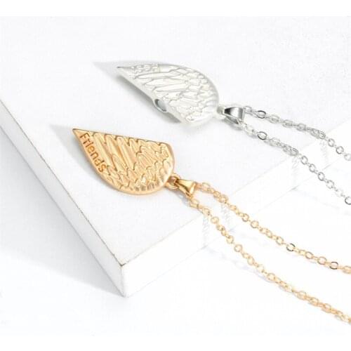 2 Pieces of Couple Necklace Creative Angel Wings Black and White Love Couple Pendant Jewelry Valentines Day Gift 2021 Trend