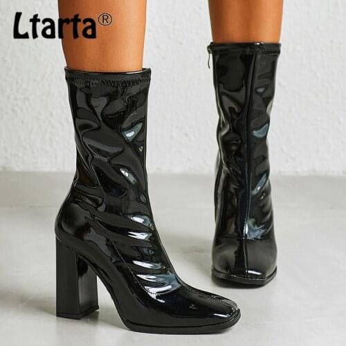 LTARTA 2020 Winter Square Head Killer Booties Womens Shoes British High Heel Mid Boots Womens Boots Single Boots ZL-521-3