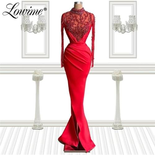 Plus Size Crystals Evening Dresses Long Sleeves Red Evening Gowns Beaded Celebrity Dresses 2021 Couture Arabic Party Dress Prom