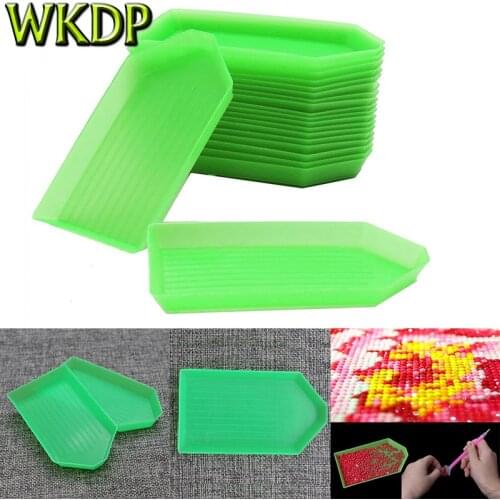 30 Pieces 5D Diamond Painting Drill Plate DIY Tools Accessories Diamond Painting Kit Storage Box Diamond Art Brush Plate