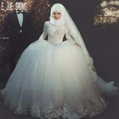 E JUE SHUNG Luxury Ball Gown Wedding Dresses Long Sleeves Muslim Wedding Gowns Lace Appliques Beaded Bridal Gowns robe mariage