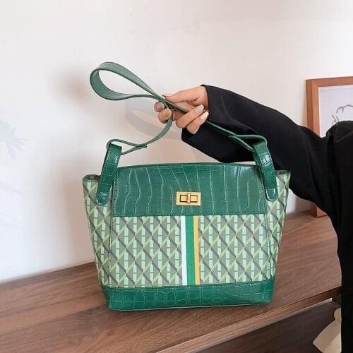 2021 Hot Sale Fashion Womens Bucket Shopping Bag Simple Leisure Bag Female Messenger Shoulder Bags Brand Big Purse Wallet