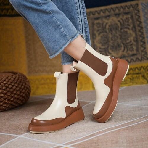 2021 Winter Women Boots Round Toe Flat Heels Shoes Women Genuine Leather Mixed Colors Platform Boots Fashion Short Boots Women