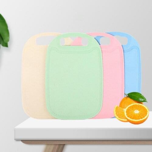 Non-Slip 4 Colors Chopping Block Hanging Food Grade Kitchen Cutting Board Bump Texture Design Mildewproof for Kitchen