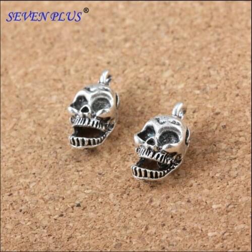 Newest Good Quality 20 PCS/Lot 16mm*8mm antique silver plated Human head Skull Charms