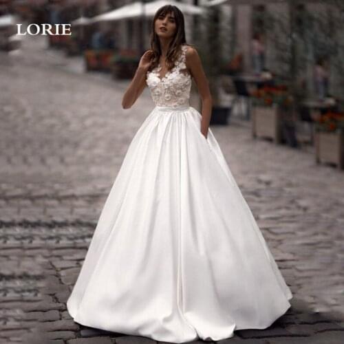LORIE Satin Princess Wedding Dresses 3d Lace Flowers Sexy V Neck Boho Bridal Gown Vestido de novia Illusion Back Wedding Gowns