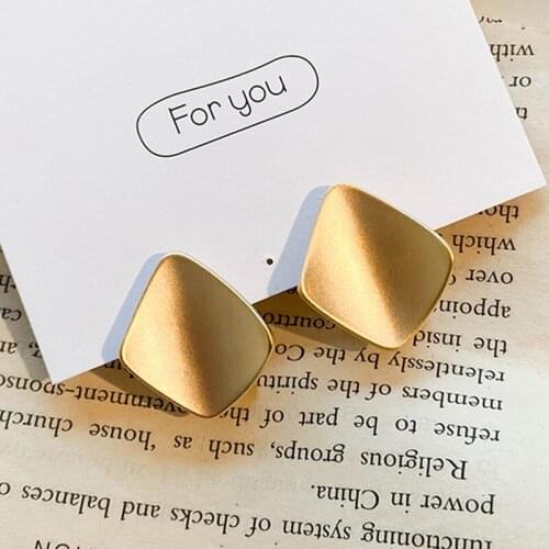 Trend Irregular Geometric Dangle Drop Gold Earing Metal Texture Stud Earrings For Femme Temperament Earring Fashion Jewelry Gift