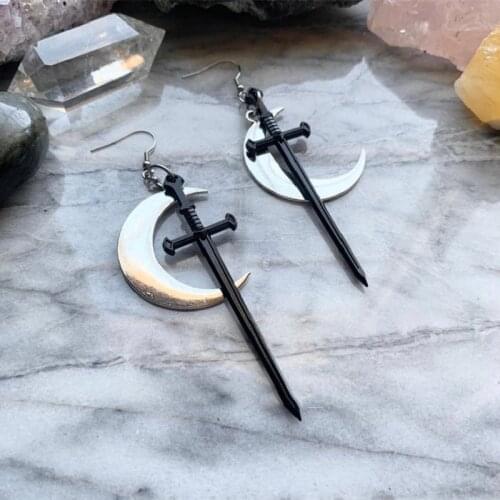 Moon Sword Earrings Black Sword Classic Eardrop Big Sword Fashion Punk Statement Jewellery Charm Women Men Gift Gothic Mystical