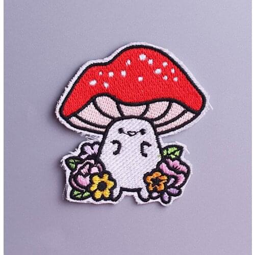 Cute Mushroom Cartoon Patch Iron On Patches On Clothes Cute Badge Embroidered Patches For Clothing Jacket Patch Applique Diy