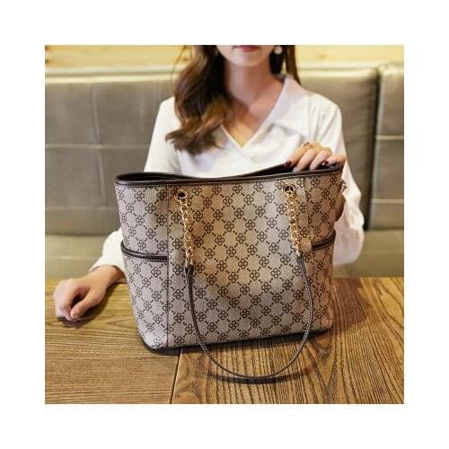 Large Capacity Handbags women 2020 New Travel Bag Oversized Shoulder Bags Crossbody Bag Travel Bag Fashion printing Shopping Bag