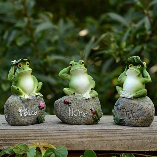 3PCS Frogs Garden Statues Frogs Sitting On Stone Sculptures Garden Yard Frogs Landscaping Stone Ornaments Decoration