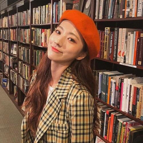 Winter Berets For Women Vintage Wool Knitted Hats Female 2020 New Korean Cute Girl Painter Hat Ladies Beret Orange