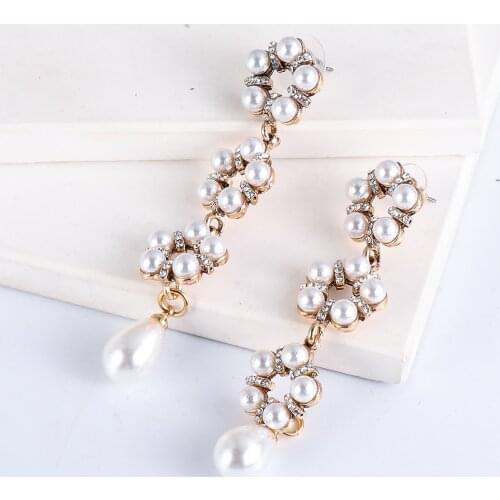2021 New Long Gold Plated Flower Petals Dangle Earrings Women Fashion Pearl Crystal Long Drop Earrings Jewelry