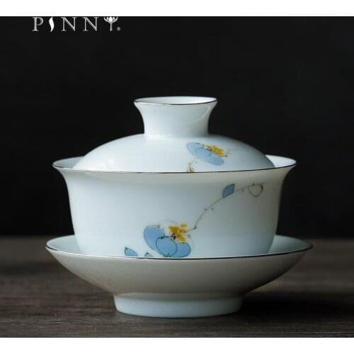 PINNY 160ml Handpainted Plum Blossom Gaiwan Traditional Chinese White Porcelain Tea Tureen Chinese Kung Fu Tea Set Drinkware