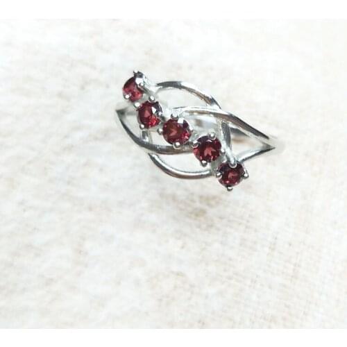 Natural Garnet Ring Five garnet claws inlaid cool shape Adjustable size suitable for women girl