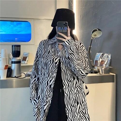 2021 spring and autumn new autumn Korean fashion retro zebra pattern casual striped loose long-sleeved shirt shirt thin women