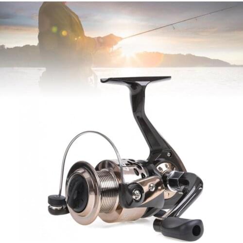 1000-5000 Series Spinning Fishing Reel 5.2:1 Rock Lure Sea Carp Fishing Wheel