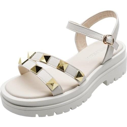 Punk Rivet Summer Women Sandals Outdoor Slippers Squre Heel Platform Thick Sole Pu Leather Beach Cool Female 2021 Sandals Solid