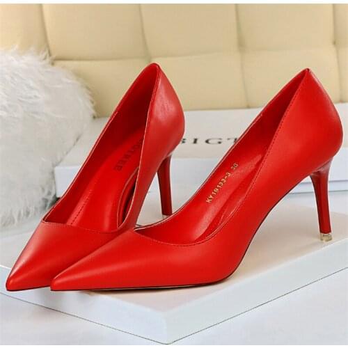 2021 Woman Fetish 7.5cm and 10.5cm High Heels Wedding Bridal Scarpins Shoes Red Stripper Big Size Low Heel Office Stiletto Pumps