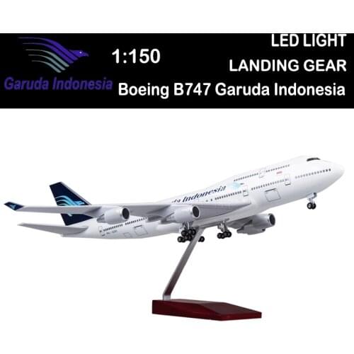 47CM 1/150 Airplane Model Toys Boeing B747 Garuda Indonesia Aircraft Model Light Alloy Base Plane Adult Kids Gift Display Show
