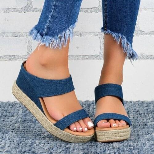 Summer New Sandals Women Summer Slope with A Word European and American Style Women Platform Sandals Retro Sexy
