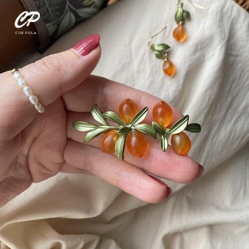 Orange Pearl Vanilla Flower Brooches Vintage High Quality Cute Women For Wedding Party Accessories