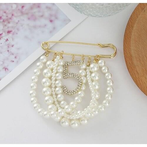 New Pearl Brooch Clothes Scarf Scarf Collar Ornament Valentines Day Gift Fashion Decorative Brooch