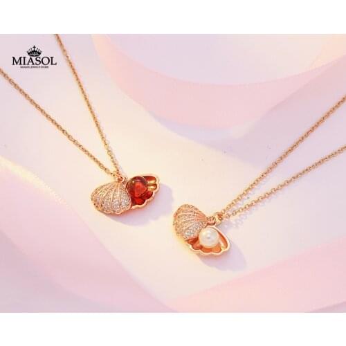 Ms Rose Gold Necklace Ladies Matching Clothing Creative Scallop Fake Pearl Birthday Gift Temperament Simple Jewelry Pendant Neck
