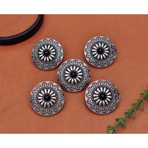 10pcs 30X30mm Western Flower Hair Bobbles Bling Silver Tribal Bead Flower Engraved Leathercraft Metal Shank Conchos Button